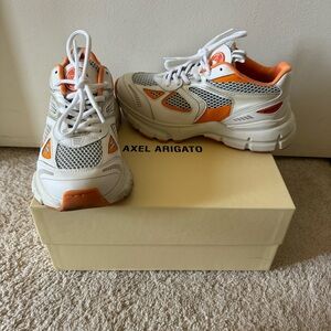 Axel Arigato Marathon Runner shoes